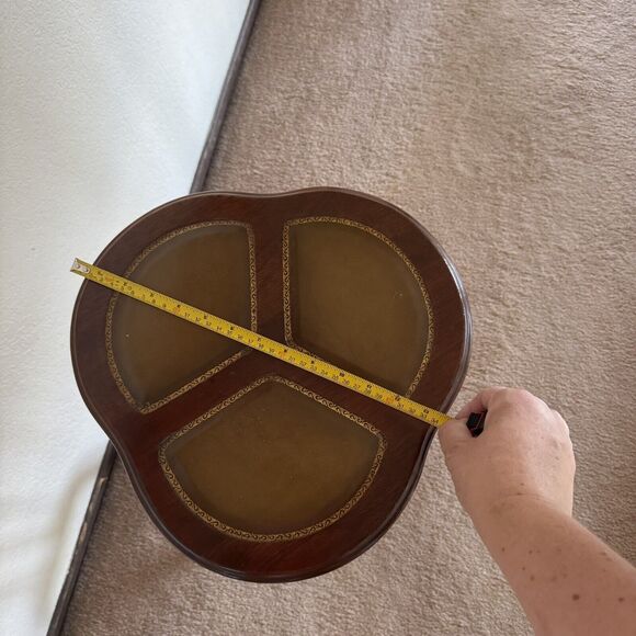 Vintage Mid-Century Solid Mahogany Tooled Leather Top Cloverleaf Side Table - Picture 8 of 9